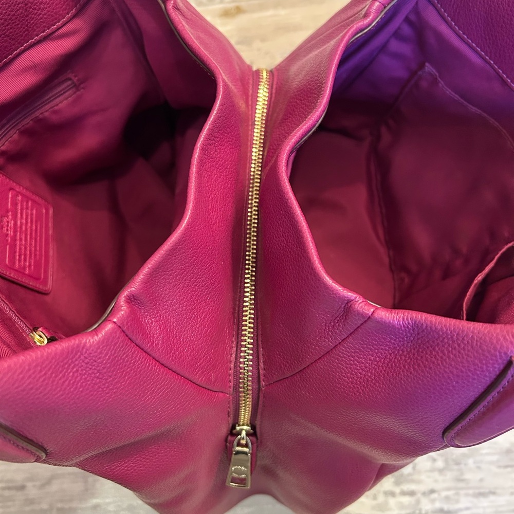 Coach Madison Pheobe Shoulder Bag in Pebbled Cranberry/Raspberry Leather - Picture 9 of 16